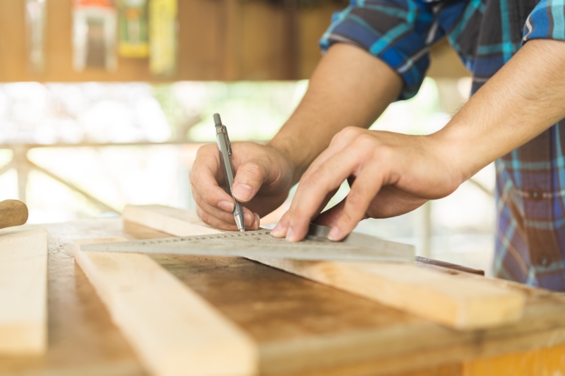 lp_support_shutterstock_2195209051.jpg Travaux de menuiserie, Notre-Dame-de-Bellecombe